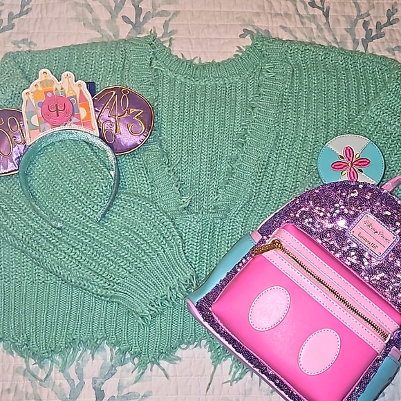 Wildfox Sweater - Picture 3 of 7